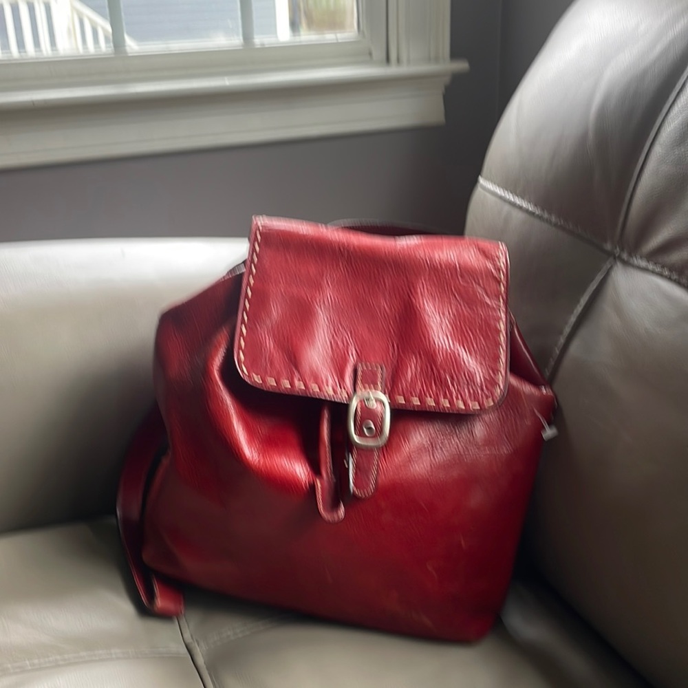 Gorgeous classic red leather EL PORTAL backpack bag